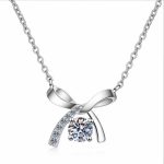 ribbon-round-moissanite-pendant-1