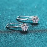 6-prong-moissanite-hook-earring-1