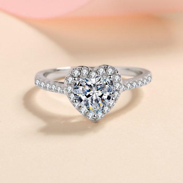 1 Carat Heart Moissanite Engagement Ring