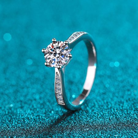 6 Claw Prong Moissanite Engagement Ring