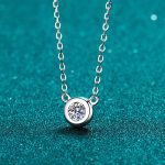 round-moissanite-bezel-pendant-1