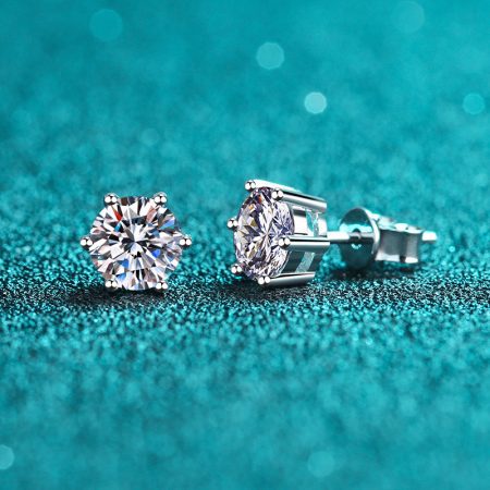 6 Prong Moissanite Stud Earring