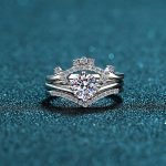 crown-moissanite-stacking-rings-1