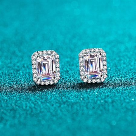 Emerald Moissanite Stud Earring