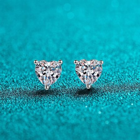 Heart Moissanite Stud Earring