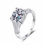 oval-halo-moissanite-engagement-ring-1