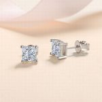 princess-moissanite-stud-earring-1