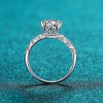 round-accented-moissanite-ring-1