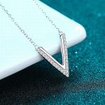 v-moissanite-necklace-1