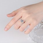 graduated-moissanite-engagement-ring-1