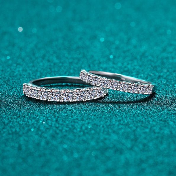 Heavy Prong Moissanite Wedding Ring
