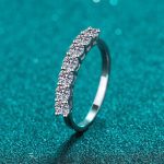 shared-prong-moissanite-band-1