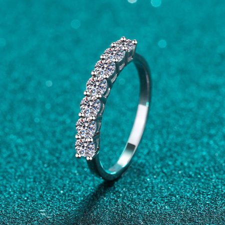 Petite 7 Stones Moissanite Band